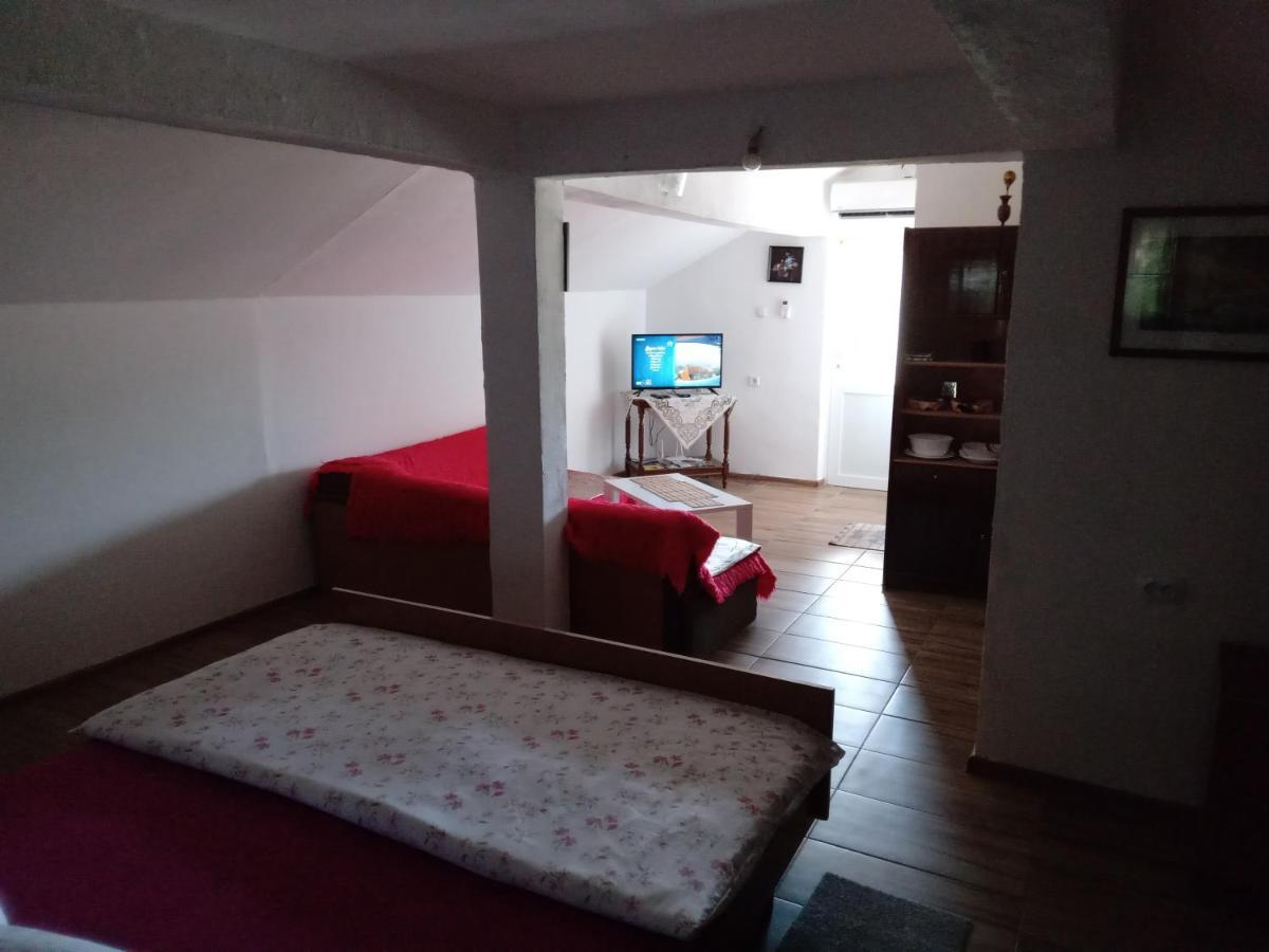 Gm - Studio Apartment Trebinje Exteriör bild